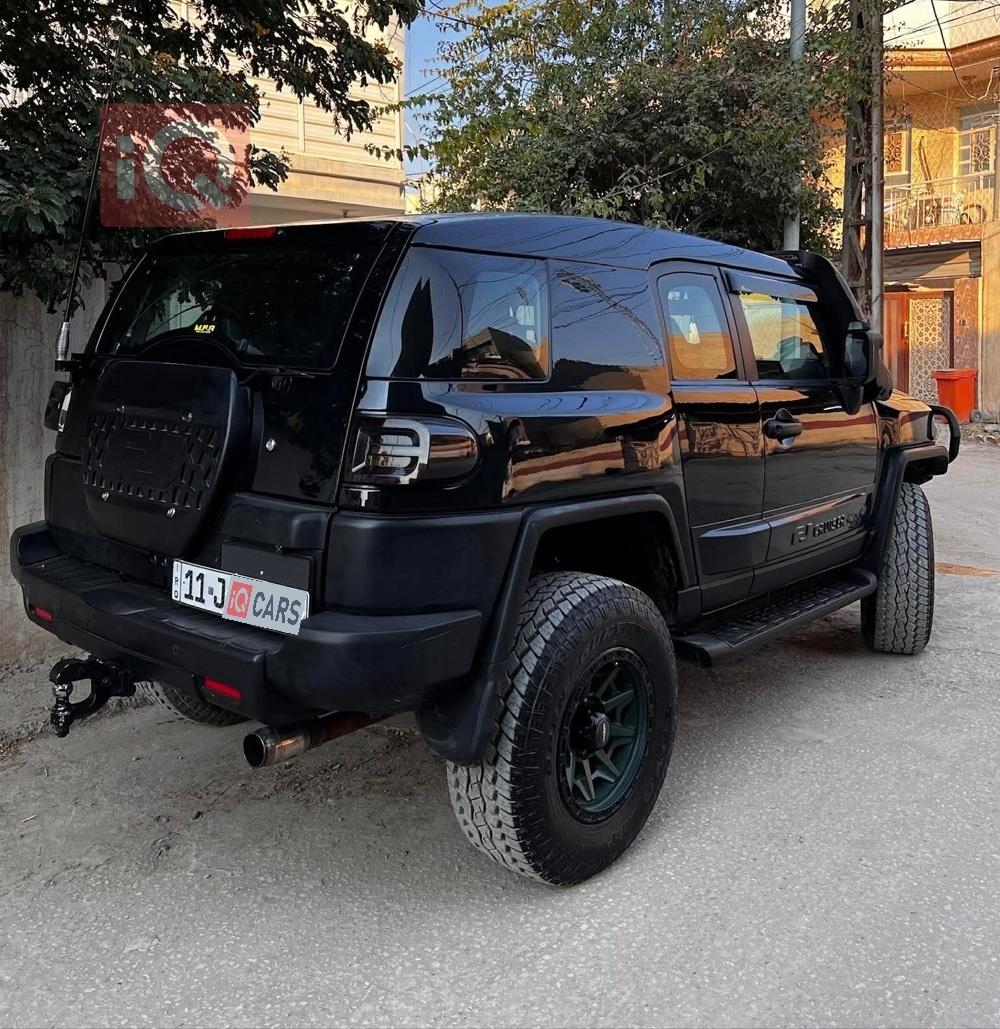 تويوتا إف جي كروزر